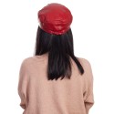 Дамски каскет с козирка - червен