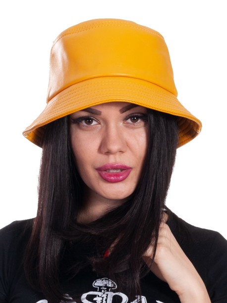 Дамска шапка с периферия - жълта