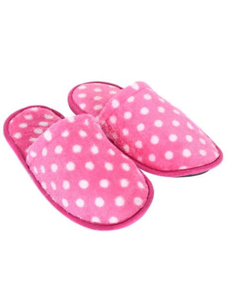 Розови пантофи на точки