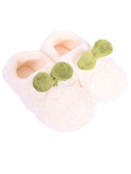 Бели пантофи еленчета