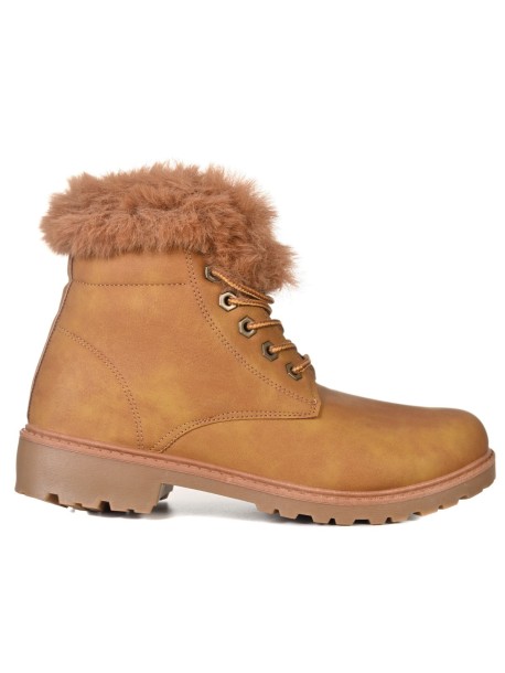 Кафяви дамски боти с пух