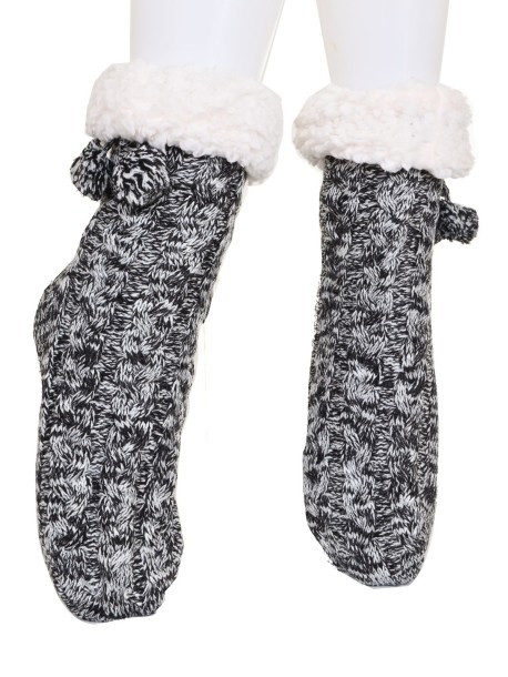 Дебели домашни чорапи в черно