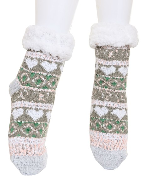 Пухкави домашни чорапи в зелен цвят