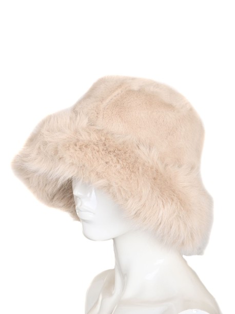 Стилна дамска зимна шапка в бежов цвят