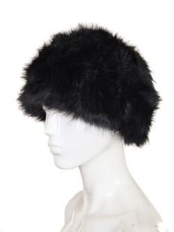 Класическа зимна шапка за жени - черна