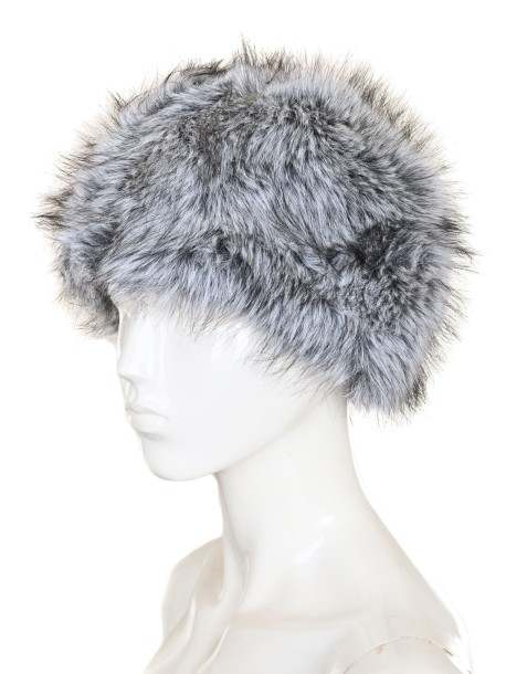 Класическа зимна шапка за жени