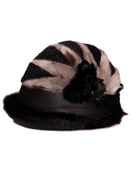 Стилна дамска шапка от естествена кожа в черен цвят