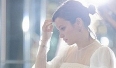 Лили Алън изгуби сватбената си рокля