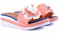 Дамски чехли на висока платформа