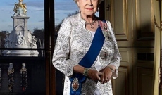 Диамантеният месец