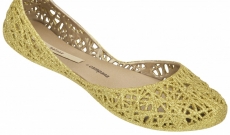 Пролетните модели обувки на Мелиса