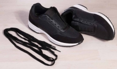 Как да си навържа връзките на обувките