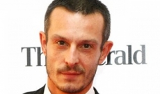 Джонатан Сандърс трупа инвестиции