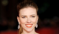 Скарлет Йохансон или Дориак?