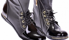 Лачени боти